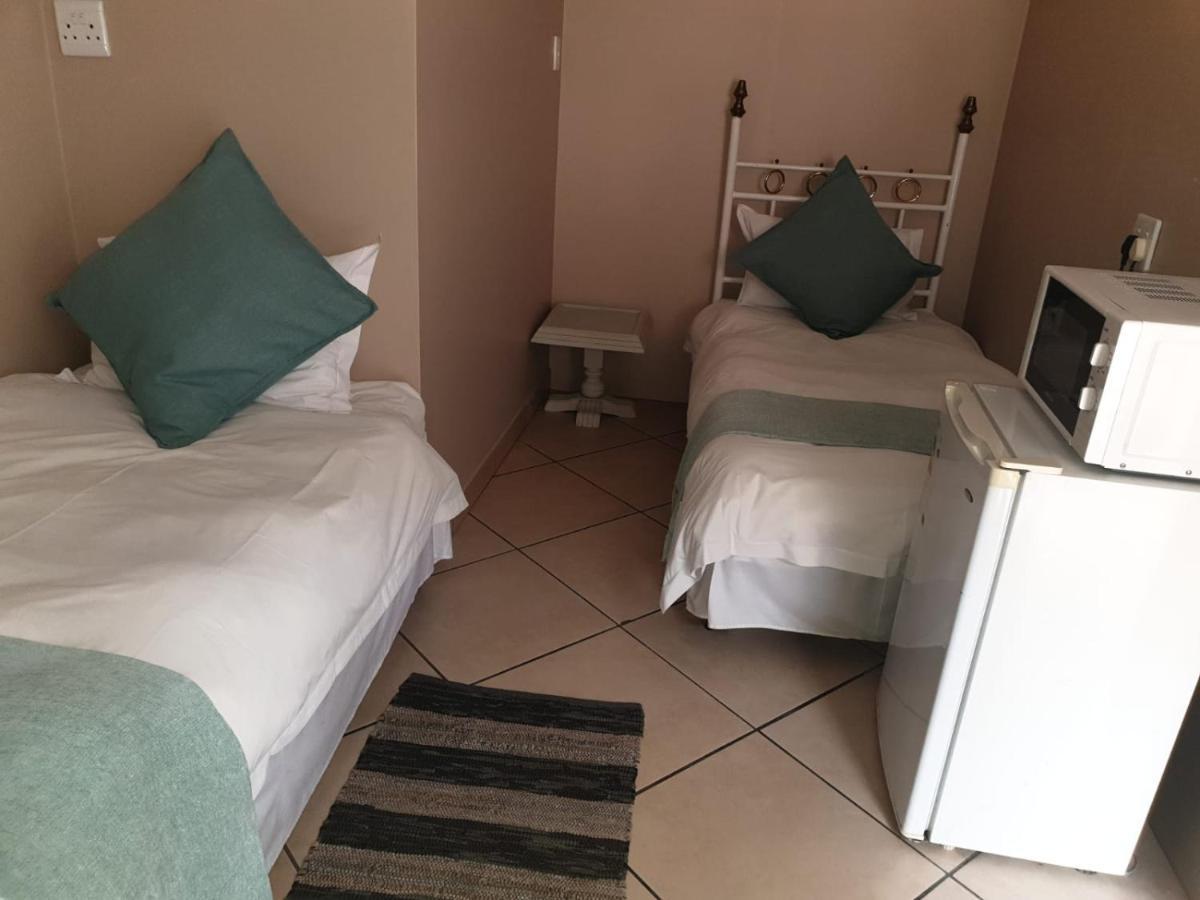 Tsessebe Guesthouse Bloemfontein Buitenkant foto